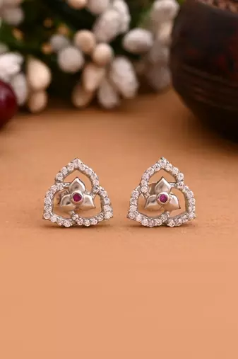 Silver color 925 silver stud earrings
