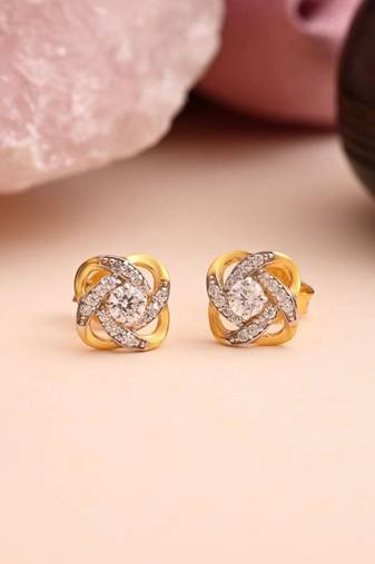 White color 925 gold plated silver stud earrings