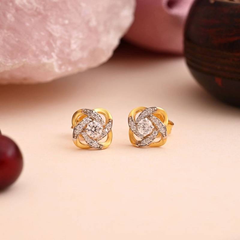 White color 925 gold plated silver stud earrings