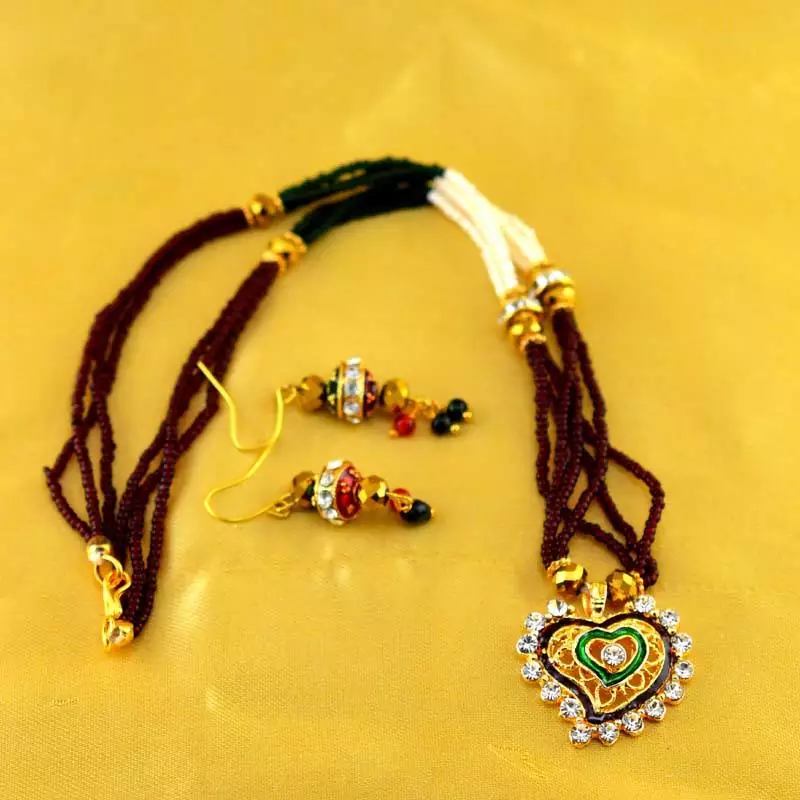 Moti Mala Mangalsutra With Earing