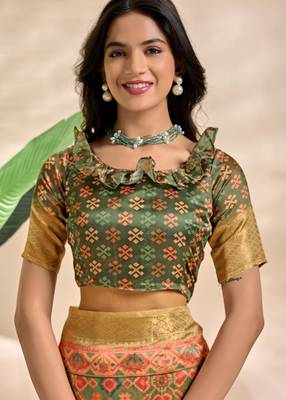 green printed art silk designer pallu saree 5