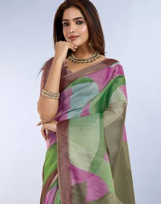 green printed art silk designer pallu saree 4
