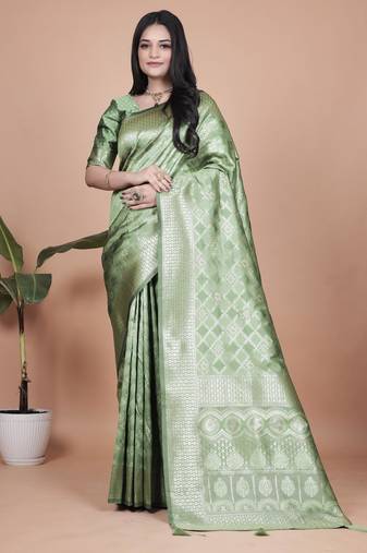 light green woven  designer pallu banarasi art silk saree