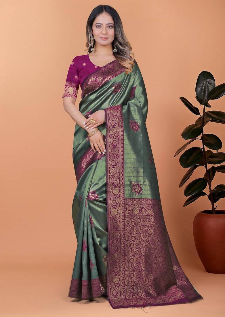 green woven  designer pallu banarasi art silk saree