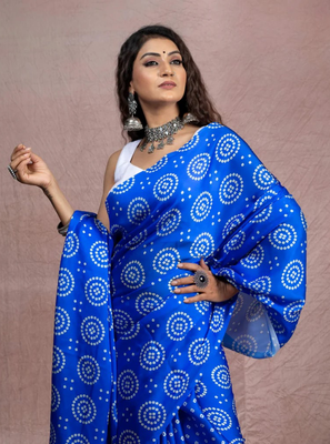 Blue floral prints  heavy japan satin saree with unstitched blouse 2