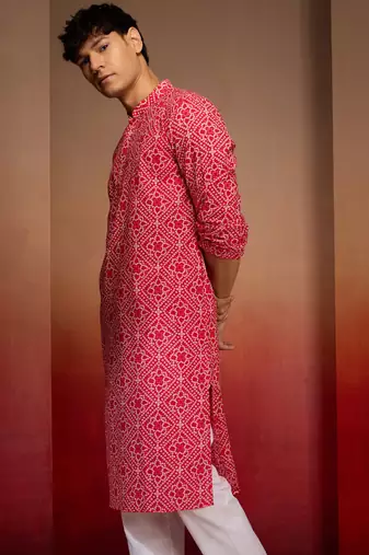 Men red cotton cambric bandhani kurta - summer casual traditional wear