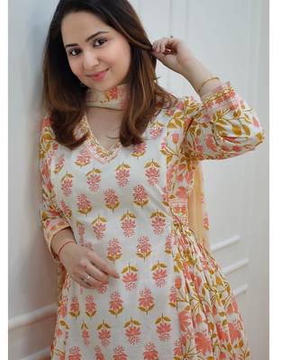 Floral White Yellow Cotton Elegant Block Print Kurti with Afghani Pant Dupatta 4