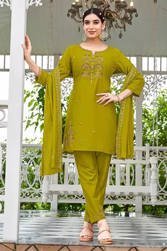 Women Embroidered Short Kurta With Palazzo & With Dupatta