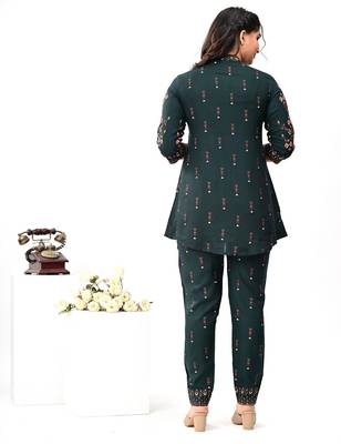 Green printed & handwork kurti pant set 2