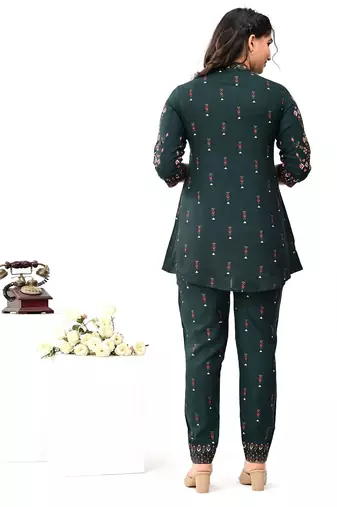 Green printed & handwork kurti pant set
