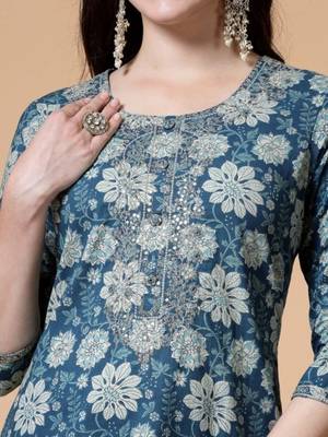 Blue printed & handwork kurta, pant & dupatta set 4