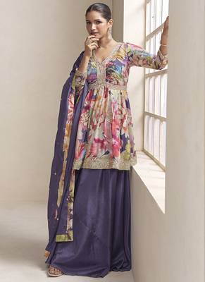 Violet chinon embroiedered palazzo suit 3
