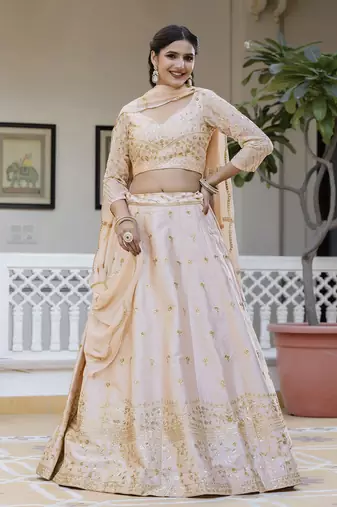 Trendmalls Light peach embroidered lehenga choli with dupatta