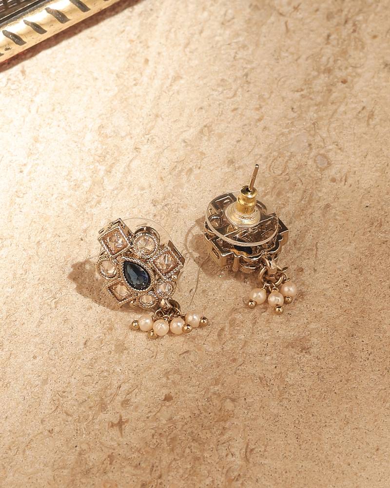 Pear shape pearl guchha antique gold plated blue uncut kundan stone choker jewellery sets for women