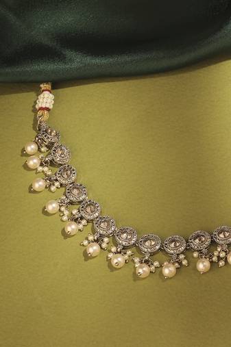 Round shape pearl guchha antique gold plated brown kundan stone brass choker necklace set for women