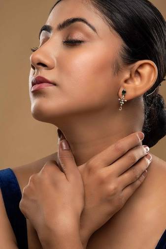 green sterling silver drop earrings with stone design