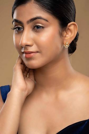 white silver stud earrings with gold plated finish