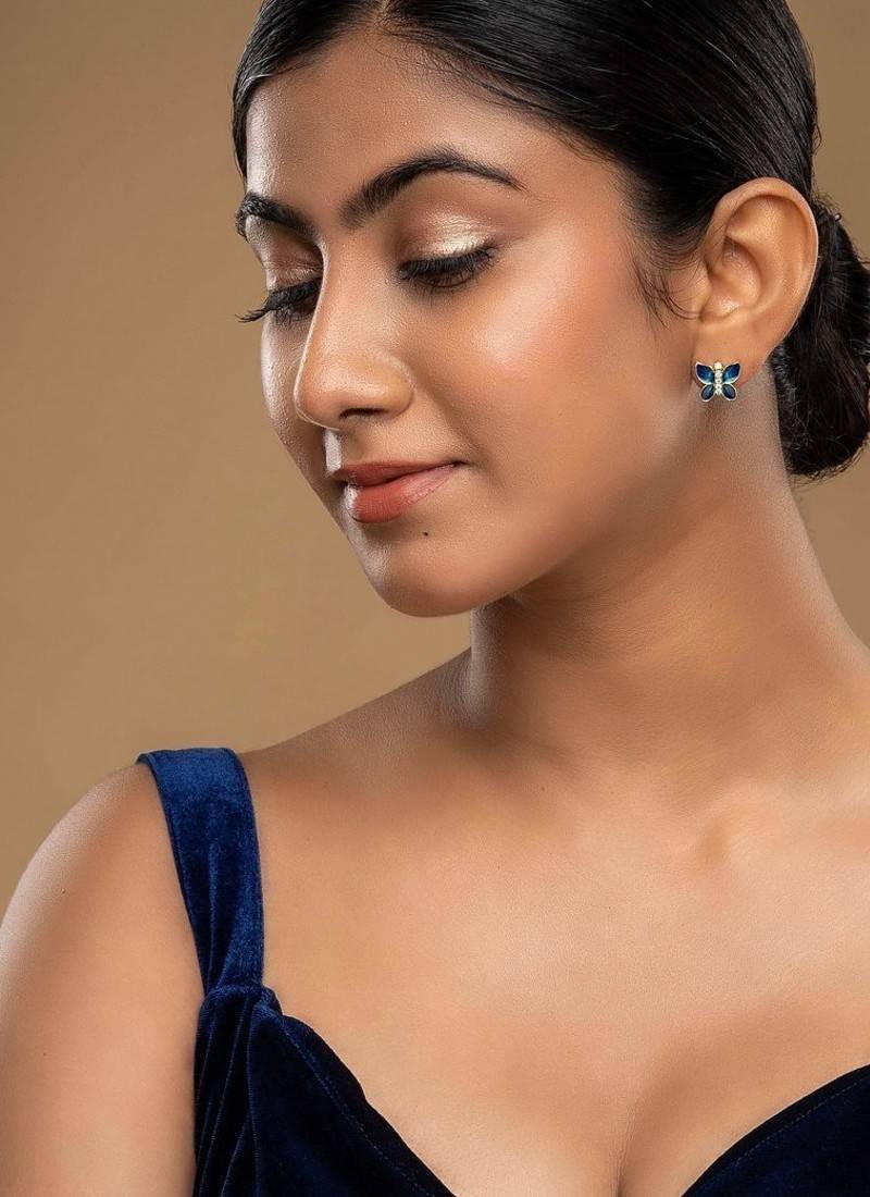 blue sterling silver stud earrings with stone work