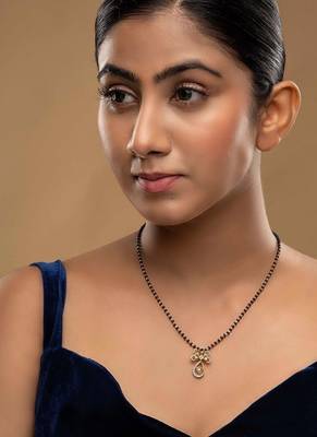 white silver mangalsutra with black bead gold pendant chain 1