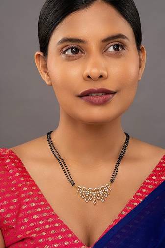 white silver mangalsutra with black bead chain work
