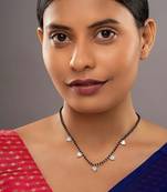 white silver mangalsutra with bead chain gold pendant