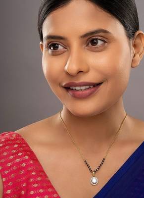 white silver mangalsutra with black bead chain pendant 1