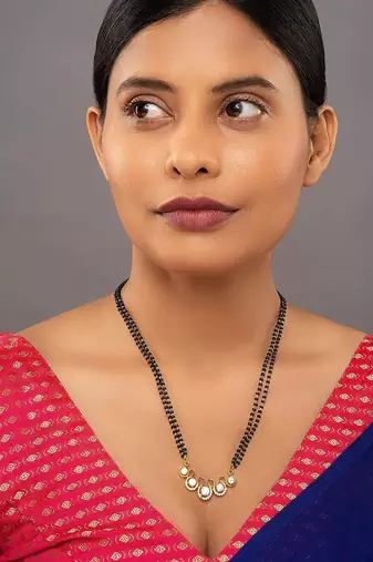 white silver mangalsutra with traditional bead work