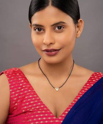 white silver mangalsutra with black bead pendant work 1