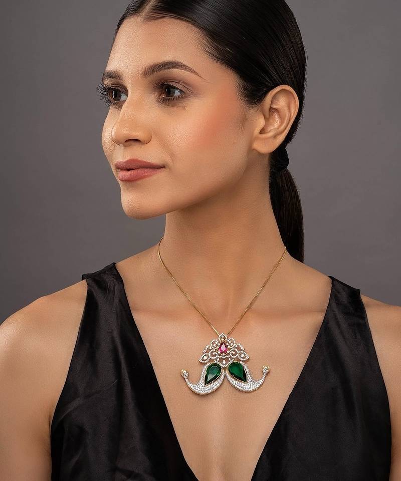 Gold plated green stone pendant necklace in sterling silver