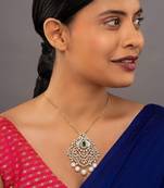 gold-plated green stone pearl drop filigree pendant necklace