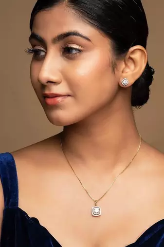 Gold plated pendant necklace set in sterling silver