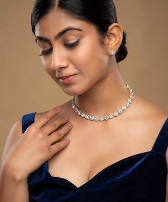 white silver necklace set with gold plated pendant design 1
