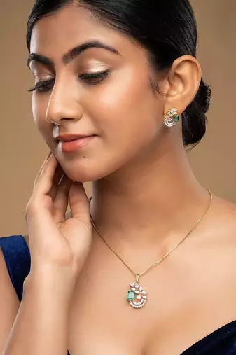 Gold plated green stone pendant necklace set in sterling silver