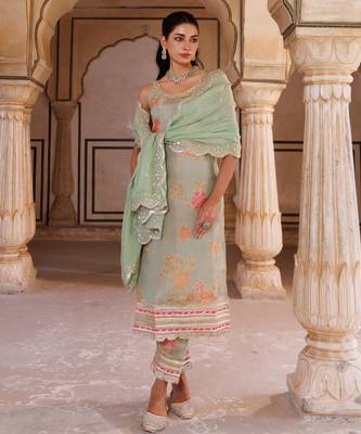 Green floral printed tissue kurta set 1