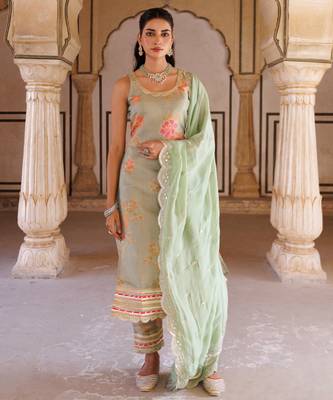 Green floral printed tissue kurta set 2