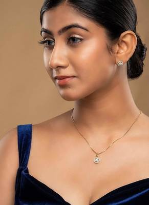 gold-plated sterling silver round halo pendant set 1