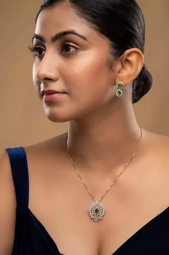 Gold plated green stone pendant necklace set in sterling silver