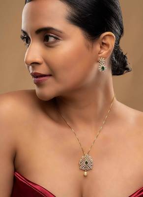 gold plated green stone necklace set with earrings 1