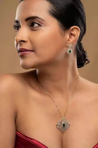 Gold plated green stone pendant necklace set in sterling silver