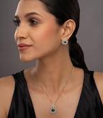 gold plated green stone pendant necklace with earrings