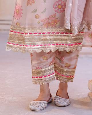 Pink floral printed tissue kurta set 5