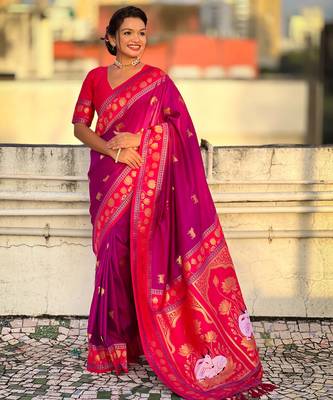 Soft silk pichwai traditional zari woven saree 3