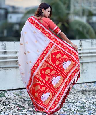 Soft silk pichwai traditional zari woven saree 2