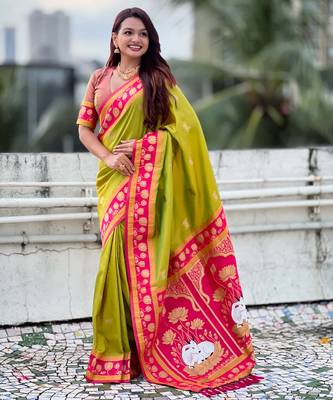 Soft silk pichwai traditional zari woven saree 4