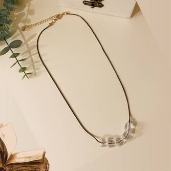White color fashion necklace 2
