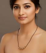 Brown color fashion necklace