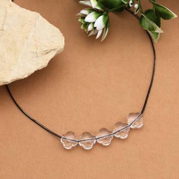 White color fashion necklace 1