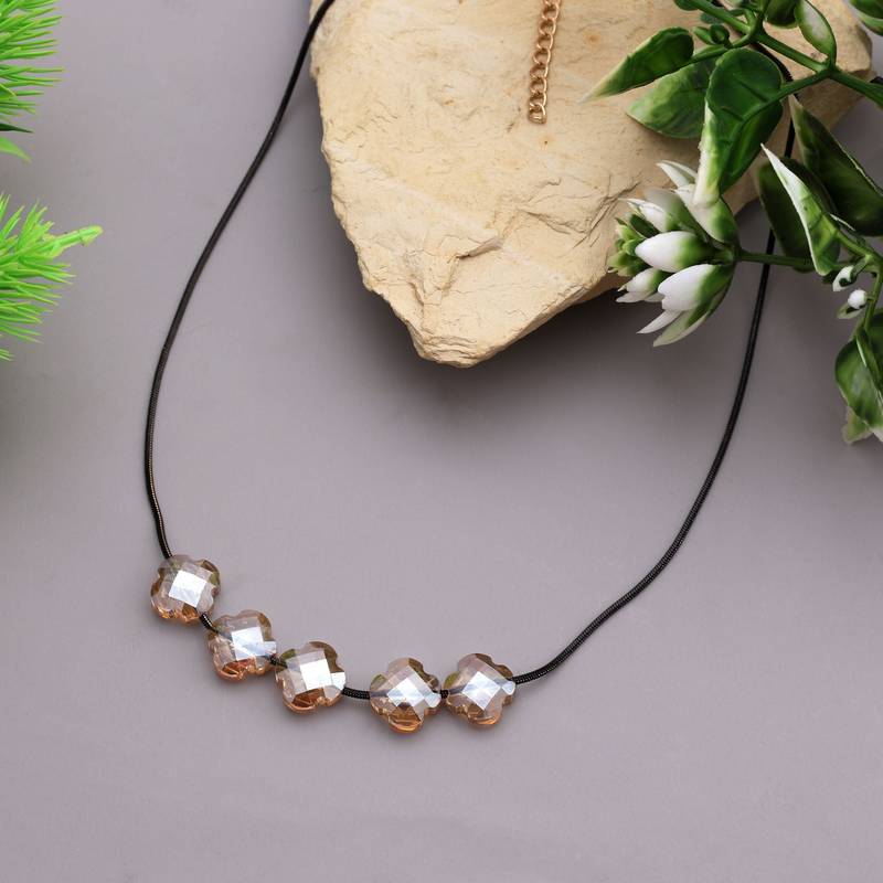 Brown color fashion necklace