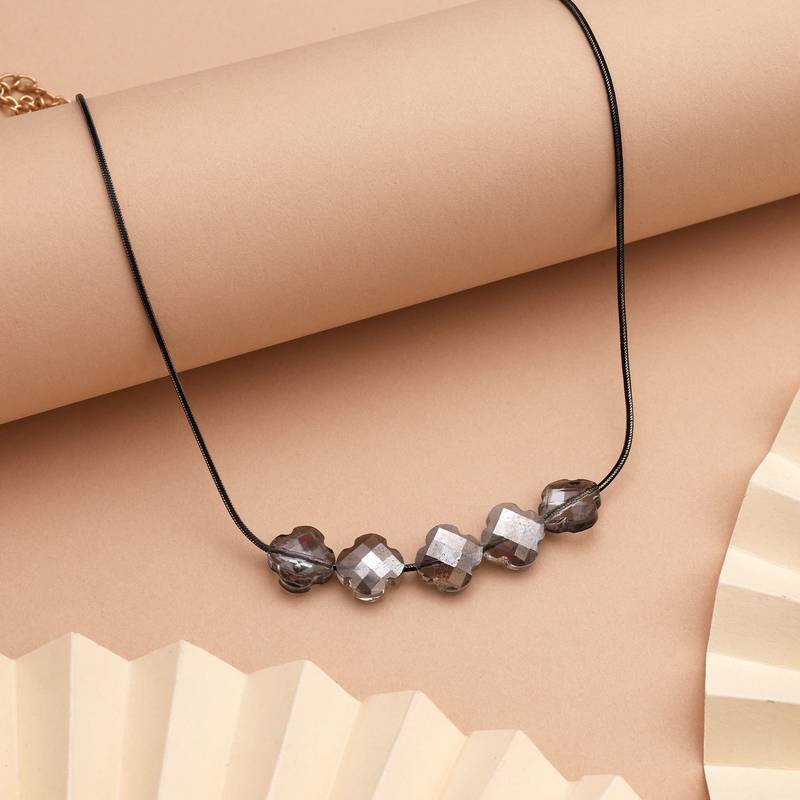 Grey color fashion necklace