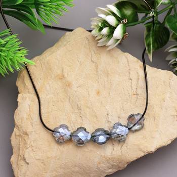 Light grey color fashion necklace 1
